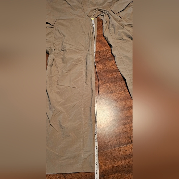 REI Pants Mens 30L Long Tan Khaki Beige Cargo Nylon Hiking Stretch Outdoor - Picture 13 of 14
